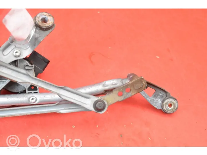 Renault Megane II Front wiper linkage and motor RENAULT