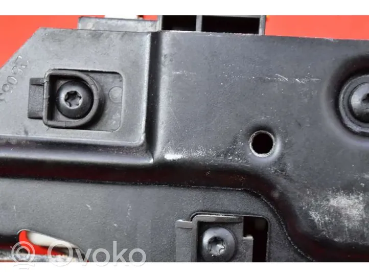 Opel Vectra C Serrure de loquet coffre 09180104