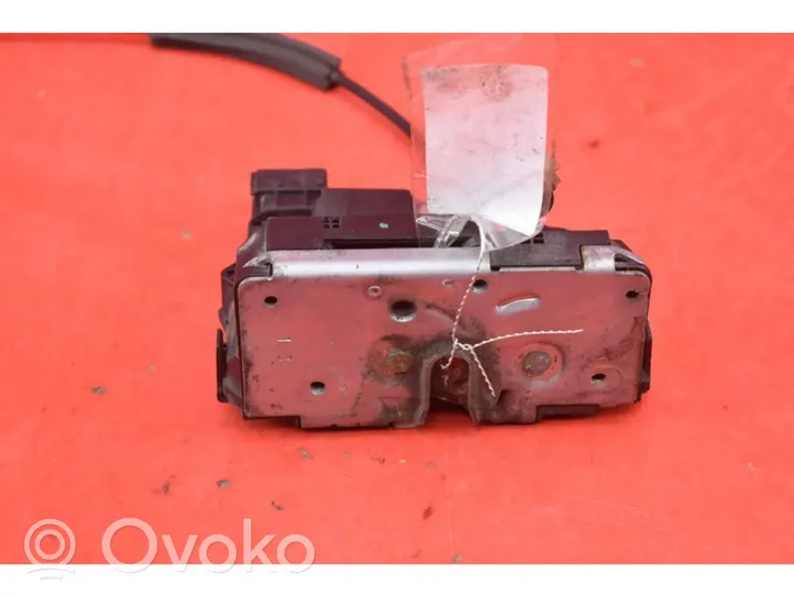 Opel Corsa D Front door lock 13258274