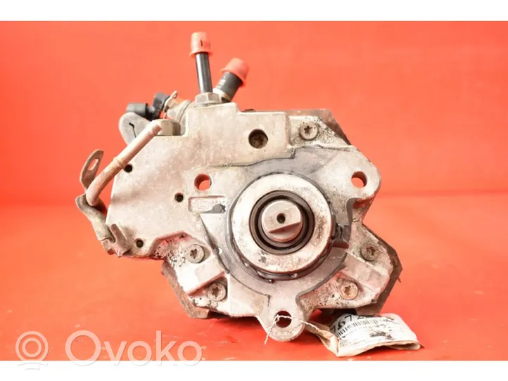 Toyota Yaris Verso Polttoaineen ruiskutuksen suurpainepumppu 2445110072