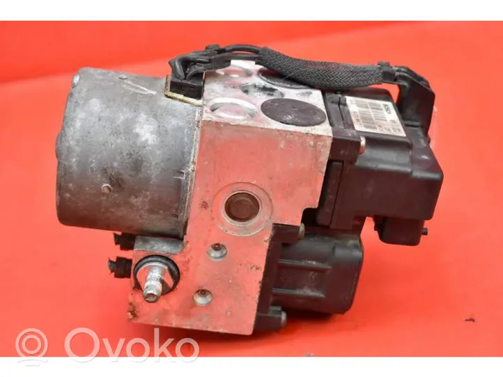 Toyota Corolla E120 E130 ABS-pumppu 44510-02050