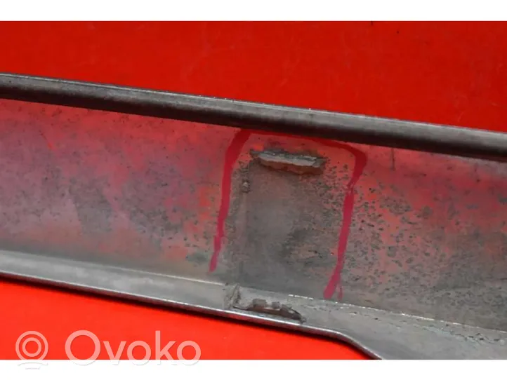 Opel Zafira B Lampa oświetlenia tylnej tablicy rejestracyjnej 13137862