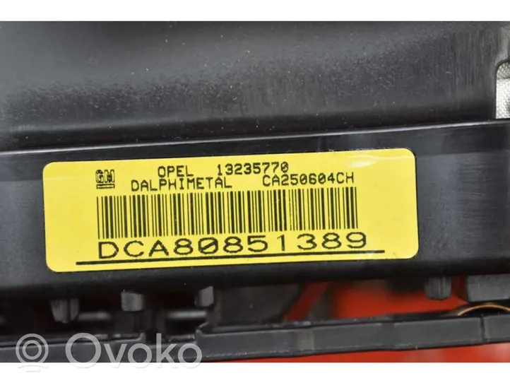 Opel Corsa D Poduszka powietrzna Airbag kierownicy 13235770