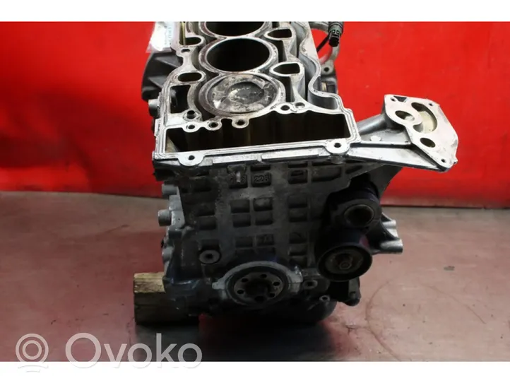 BMW 1 E82 E88 Engine block 75527755AAG