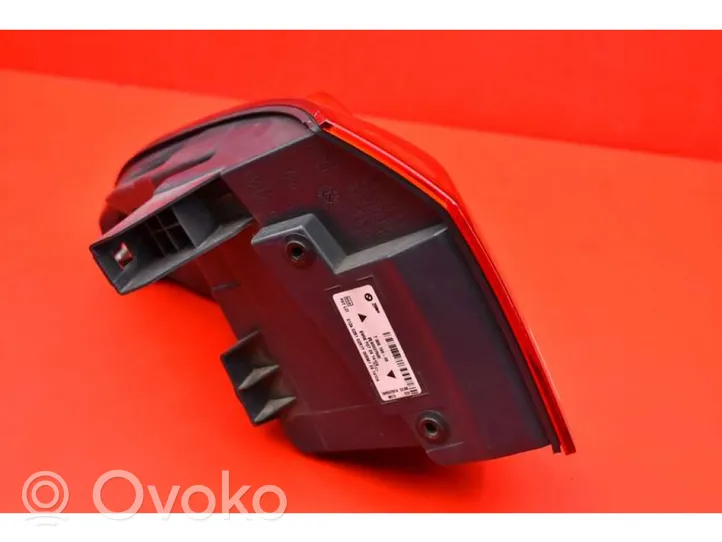 BMW 5 F10 F11 Rear/tail lights 7306166