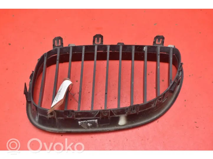 BMW 5 E60 E61 Atrapa chłodnicy / Grill 7027062