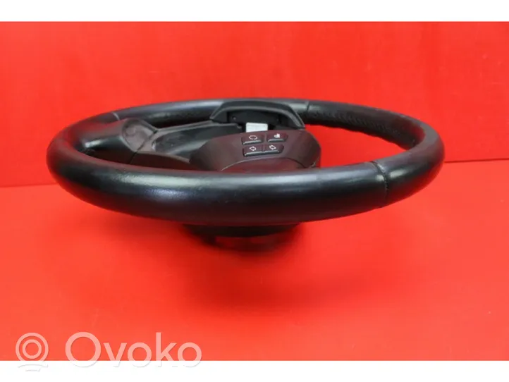 BMW X3 E83 Steering wheel 6764547