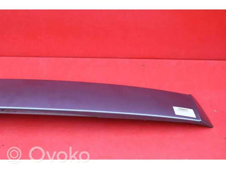 BMW 5 E60 E61 Becquet de lunette arrière 7061467