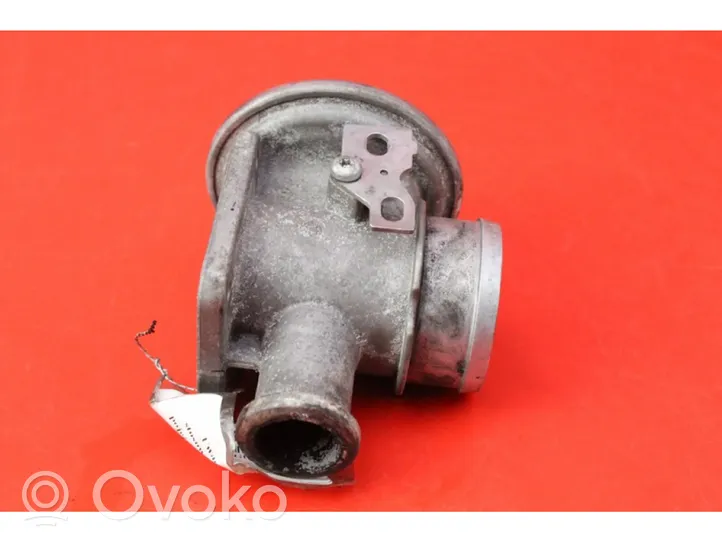 BMW 5 E39 EGR valve 7785789