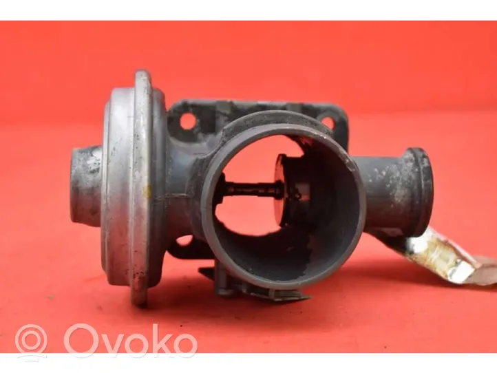 BMW 3 E46 EGR valve 7785789