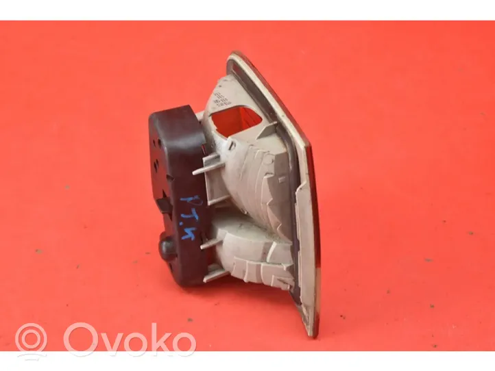 BMW 3 E36 Lampa tylna 286802