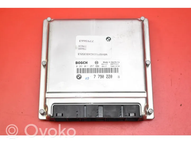 BMW 5 E39 Unité de commande, module ECU de moteur 7790220