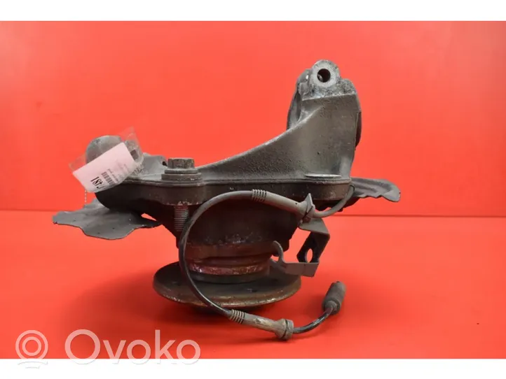 BMW 7 F01 F02 F03 F04 Передний поворотный кулак (ступица, цапфа) 6764444