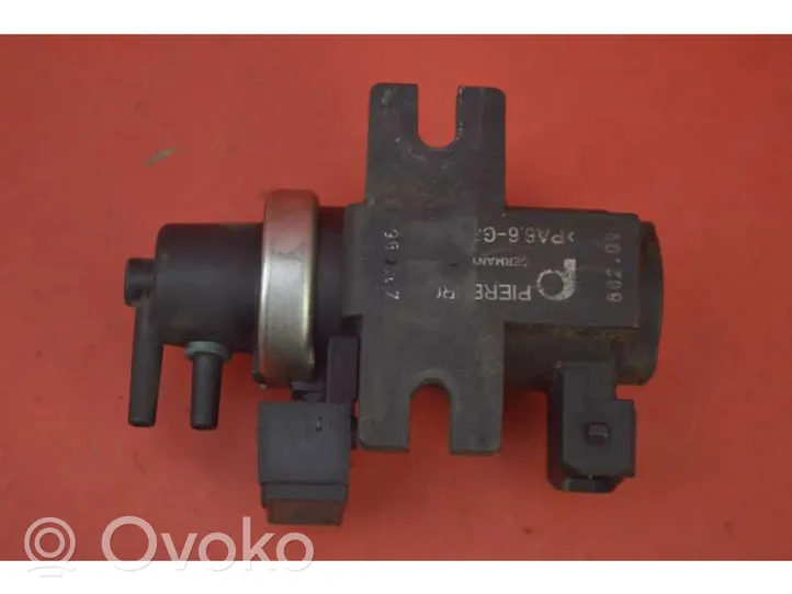 BMW 3 E36 Vacuum valve 72279600