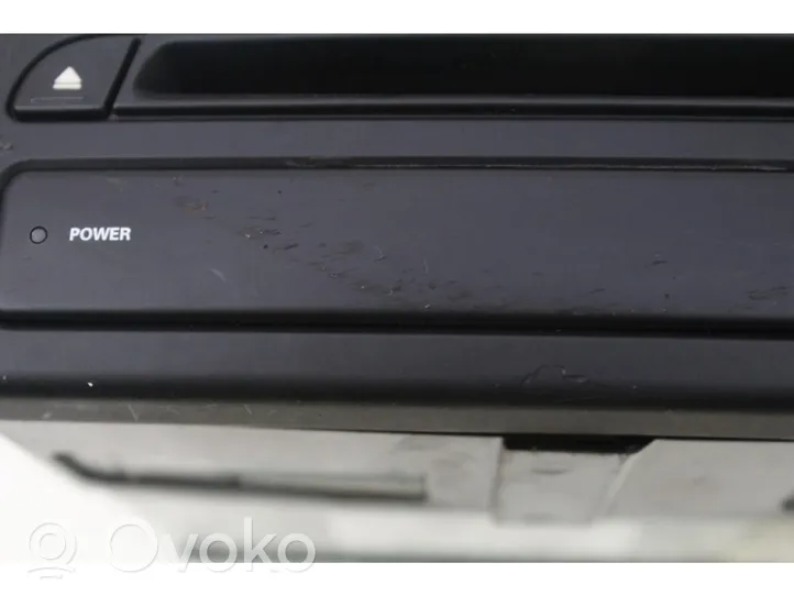 BMW 3 E36 Radio/CD/DVD/GPS-pääyksikkö 6908529