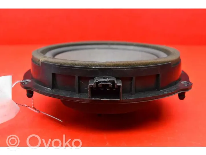 Ford S-MAX Subwoofer-bassokaiutin 8A6T-18808-AC