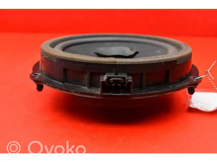 Ford Fiesta Altavoz subwoofer AA6T-18808-CA