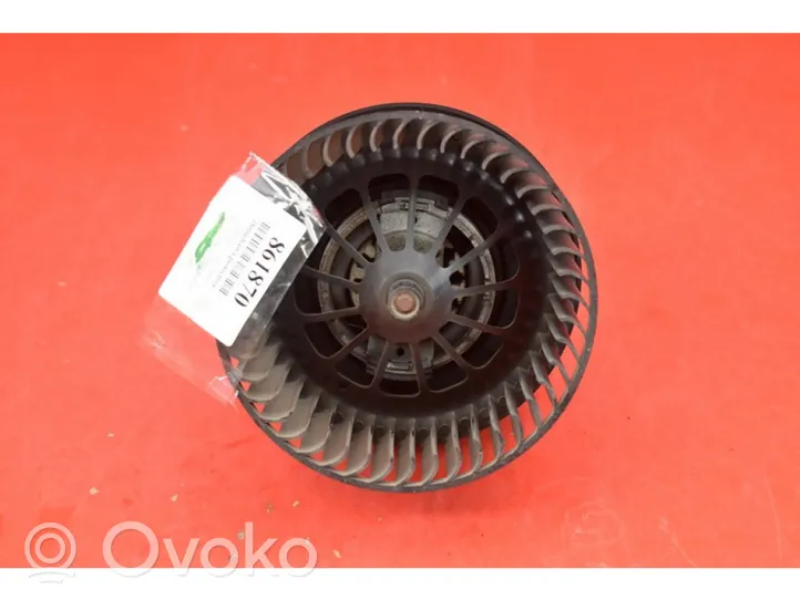 Ford Focus Ventola riscaldamento/ventilatore abitacolo AV6N-18456-AA