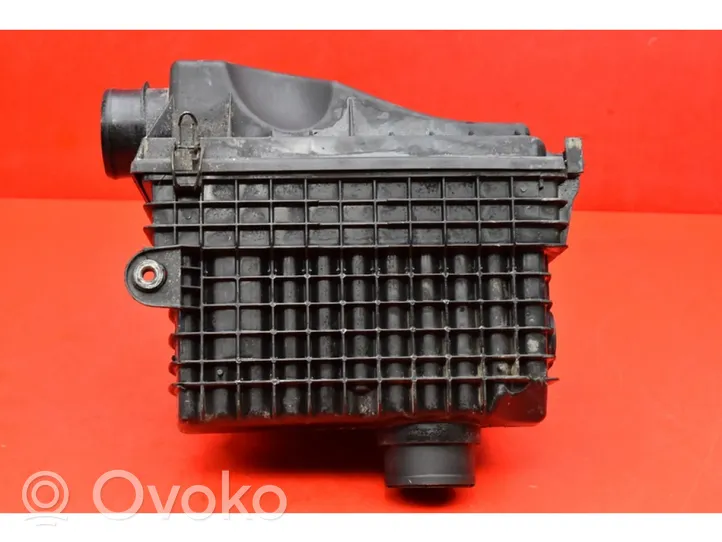 Alfa Romeo 147 Air filter box C3082A0