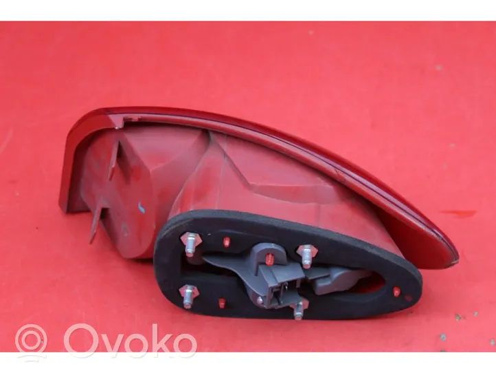 Alfa Romeo 147 Rear/tail lights 46556349