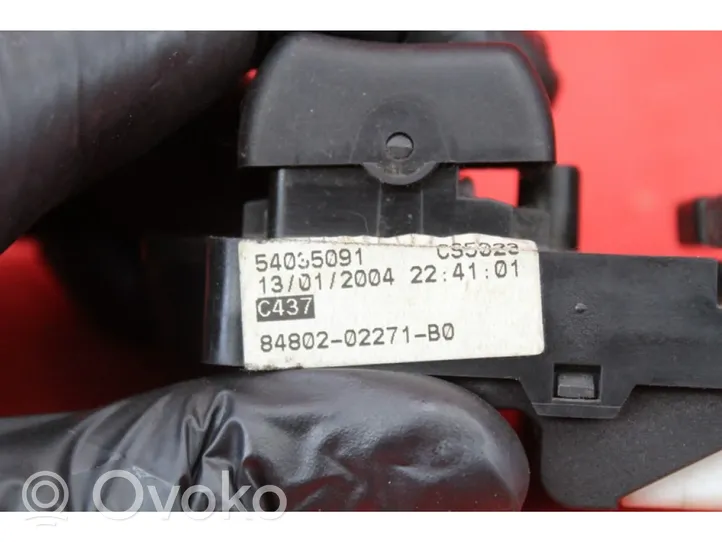 Toyota Corolla E120 E130 Electric window control switch 84820-02111