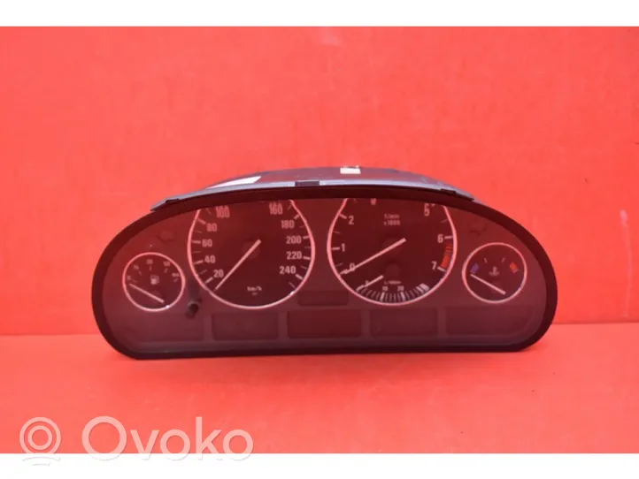 BMW 5 E39 Speedometer (instrument cluster) 87001313
