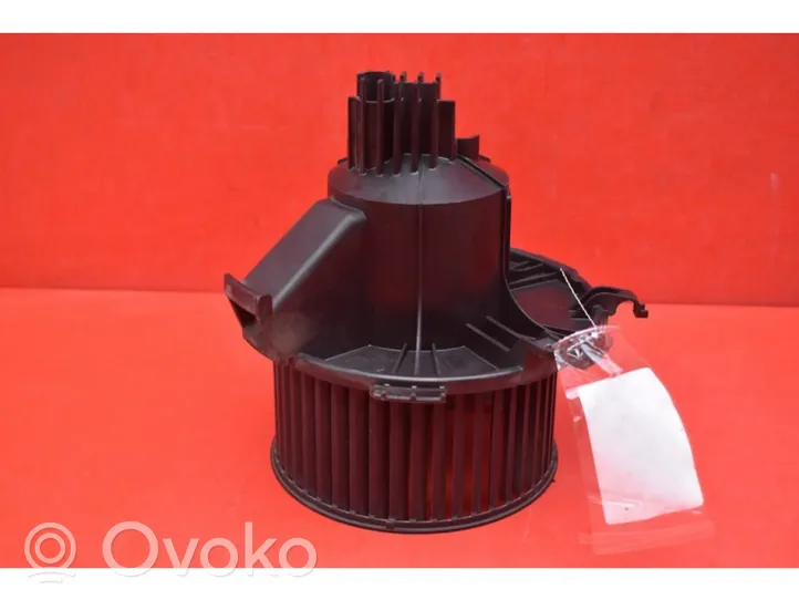 Opel Zafira B Ventola riscaldamento/ventilatore abitacolo D8087