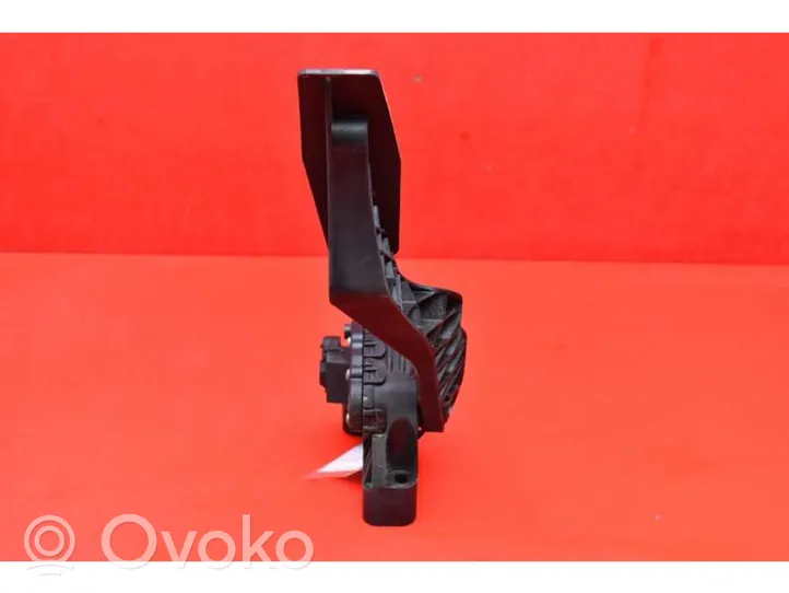 Opel Zafira B Accelerator throttle pedal 9202341BT