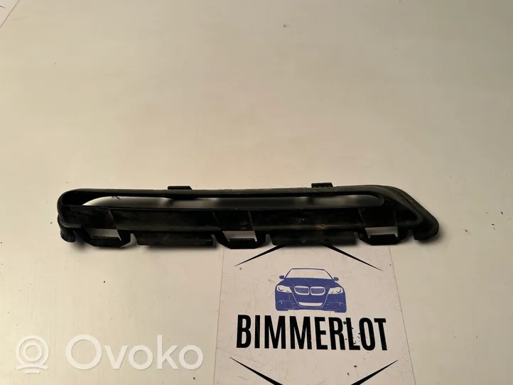 BMW M4 F82 F83 Kampinė galinio bamperio dalis 