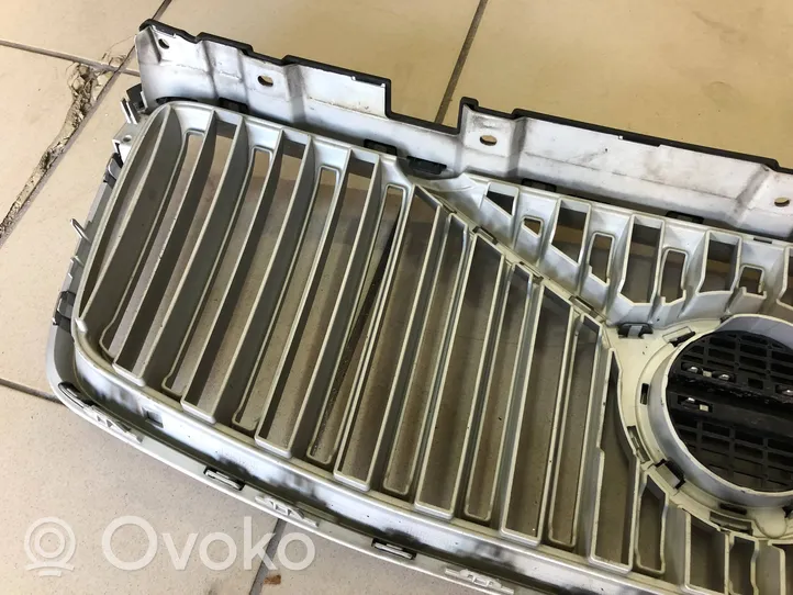 Volvo XC90 Maskownica / Grill / Atrapa górna chłodnicy 31425936