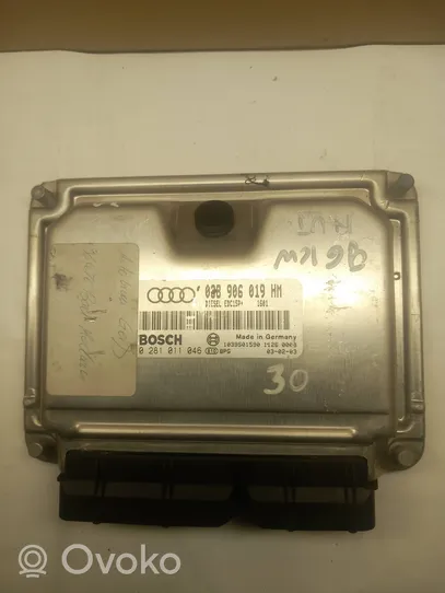 Audi A6 S6 C5 4B Moottorin ohjainlaite/moduuli 038906019HM