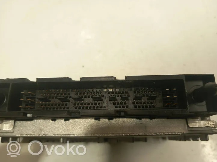 Volvo S60 Sterownik / Moduł ECU 08677708A