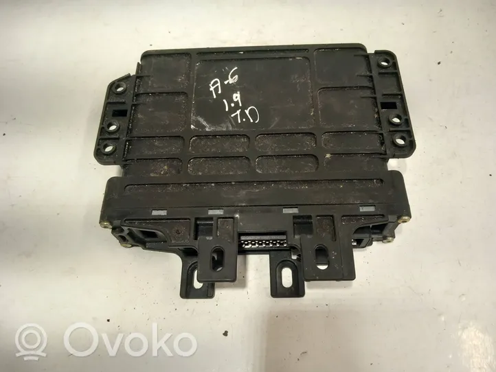 Audi A6 S6 C5 4B Module de contrôle de boîte de vitesses ECU 01N927733BQ