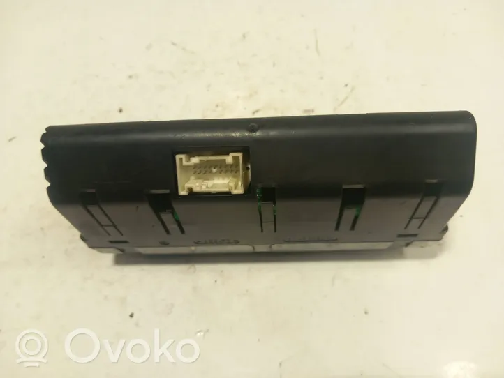 Mercedes-Benz S W220 Climate control unit 2208300185