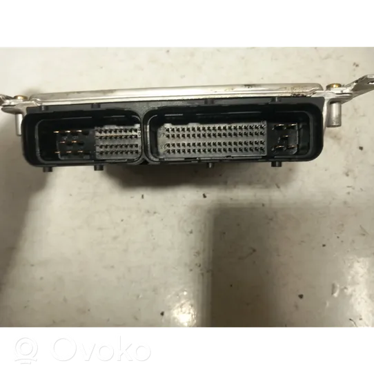 KIA Sorento Sterownik / Moduł ECU 391004A715