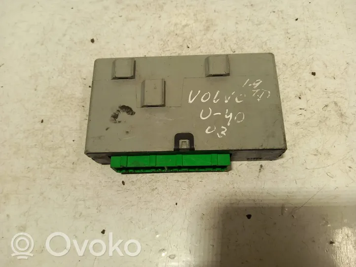 Volvo S40, V40 Boîtier module alarme 30630081