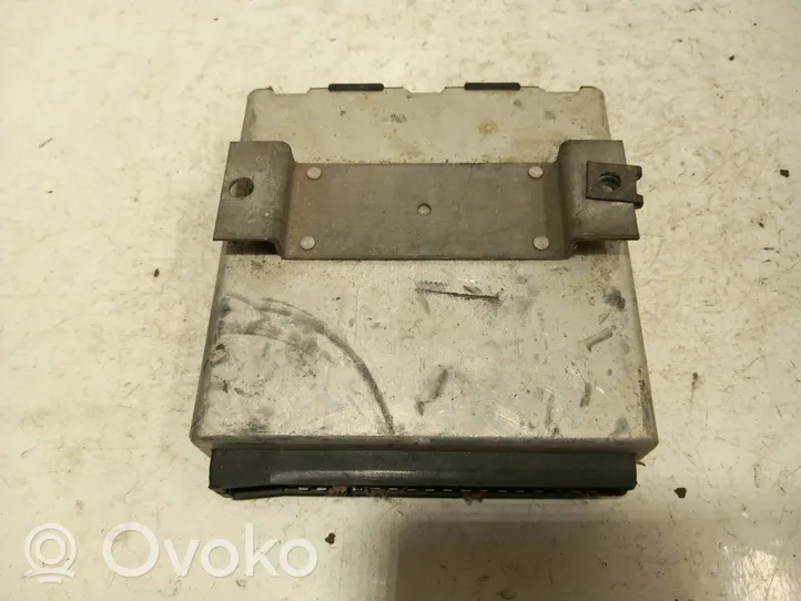 Audi 100 200 5000 C3 Sterownik / Moduł ECU 443919465E