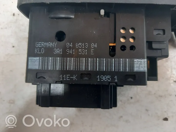 Volkswagen PASSAT B4 Interruptor de luz 3A1941531E
