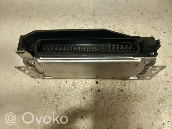 Audi A4 S4 B5 8D Variklio valdymo blokas 4D0907379D