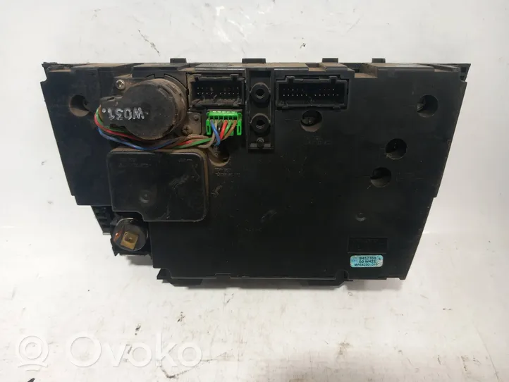 Volvo V70 Panel klimatyzacji 9452368