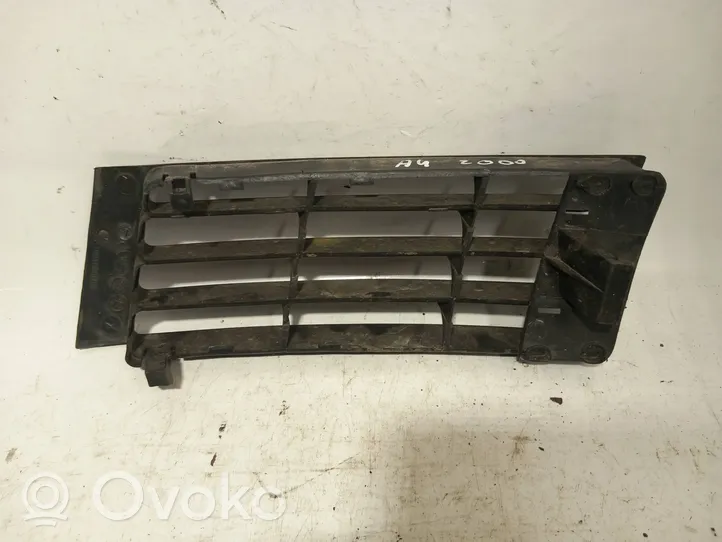 Audi A4 S4 B5 8D Front bumper lower grill AD9901501