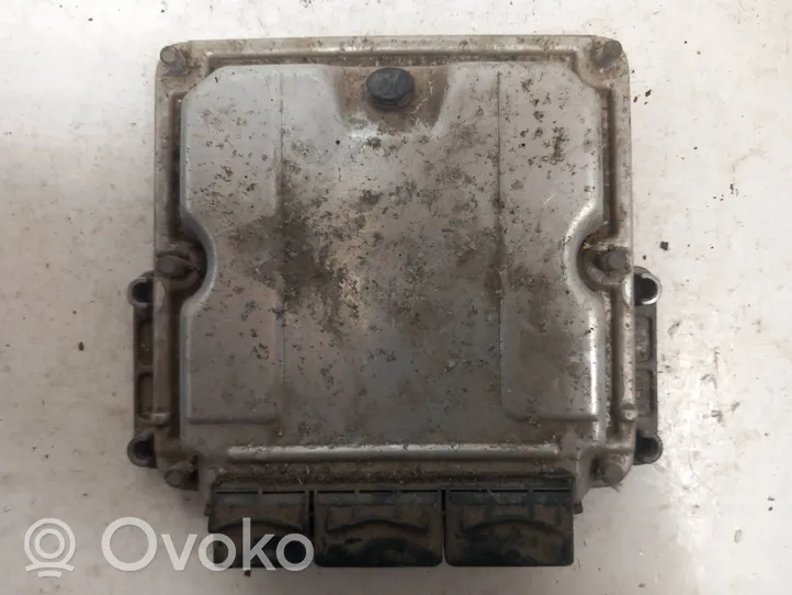 Renault Laguna II Engine control unit/module 8200164156