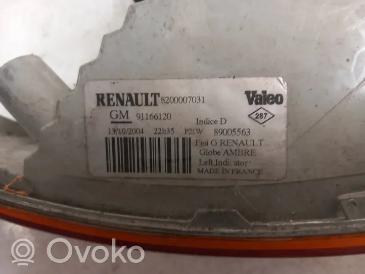 Renault Trafic II (X83) Indicatore di direzione anteriore 8200007031