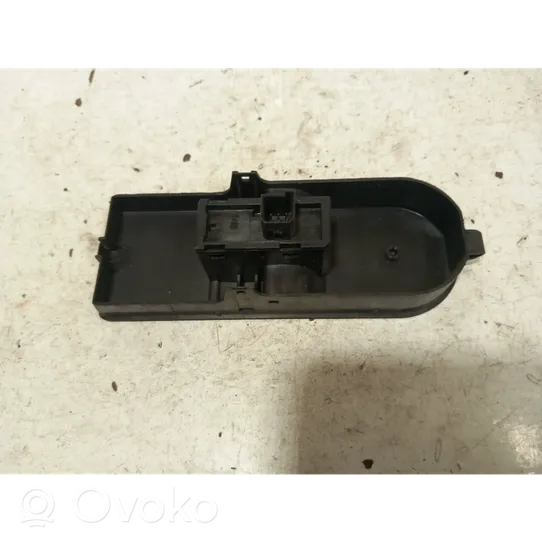 Opel Zafira B Electric window control switch 66032