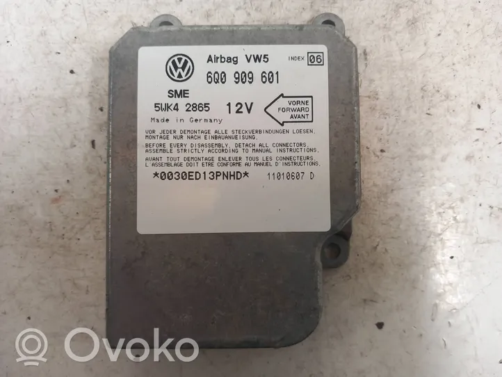 Volkswagen Sharan Sterownik / Moduł Airbag 6Q0909601