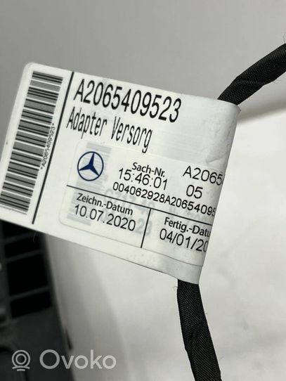 Mercedes-Benz S W223 Déflecteur d'air de radiateur de refroidissement A2235000300