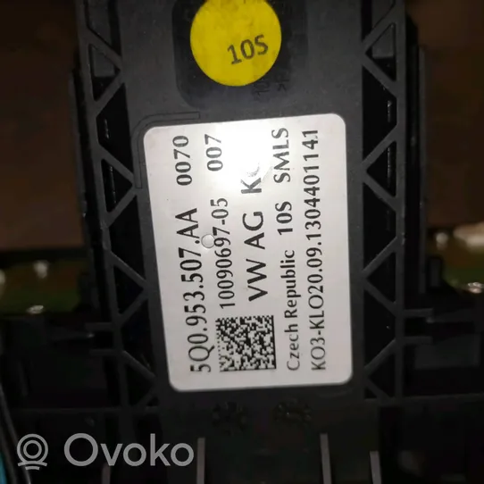 Skoda Octavia Mk3 (5E) Interrupteur / bouton multifonctionnel 5Q0953513PIGI