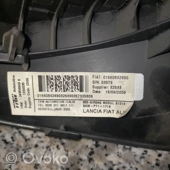 Alfa Romeo Mito Keleivio oro pagalvė 50528411