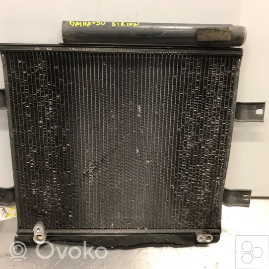 Daihatsu Sirion Radiatore di raffreddamento A/C (condensatore) 88450B1020