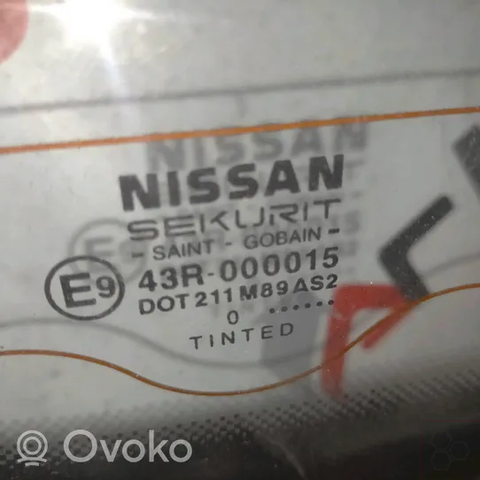 Nissan Almera Tino Galinis stiklas 90300BU010